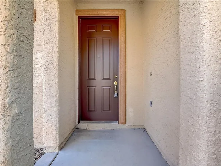 10948 Positano St — Photo 3