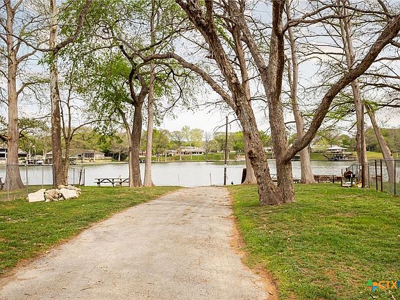 2nd image of 139 Timber Ln