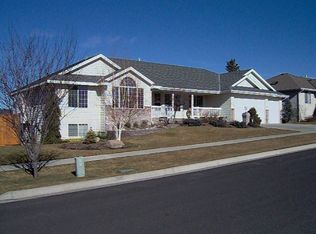 6508 W Iroquois Dr, Spokane, WA 99208