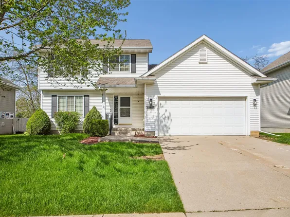 1213 S 3rd St, Indianola, IA 50125