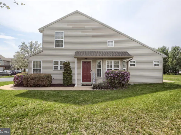 6425 Terrace Ct, Harrisburg, PA 17111