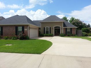 141 Rosemont Pl, Bossier City, LA 71112
