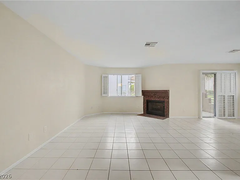 6885 Tamarus St #101 — Photo 14