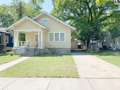 105 E 13th Ave, Hutchinson, KS, 67501