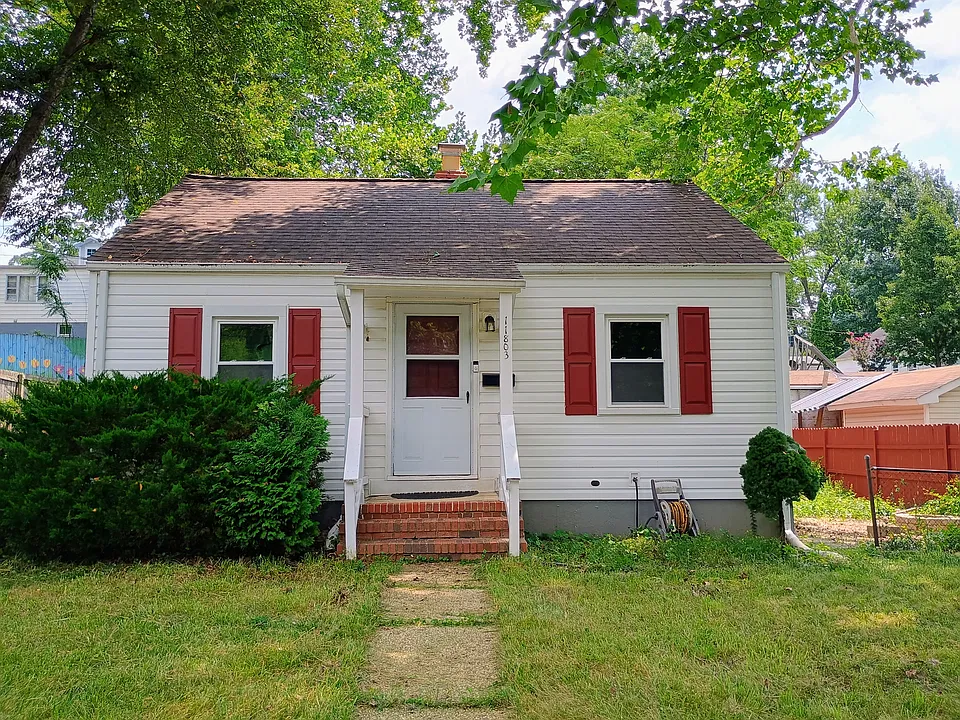 11803 Dewey Rd