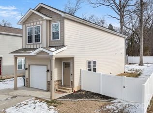 1704 15th Street Pl NE, Hickory, NC 28601