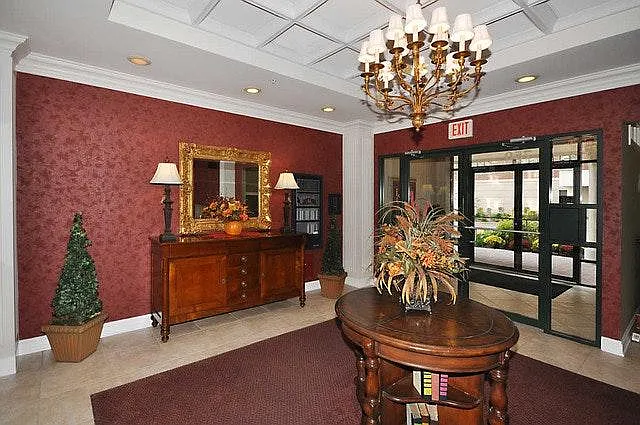 750 Pearson St #703 — Photo 3