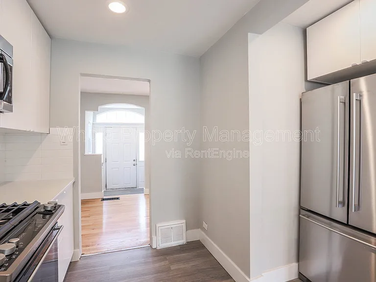 1939 Verbena St — Photo 10