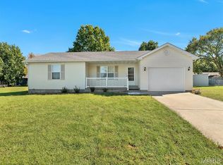 574 Bon Oaks Dr, Sullivan, MO 63080