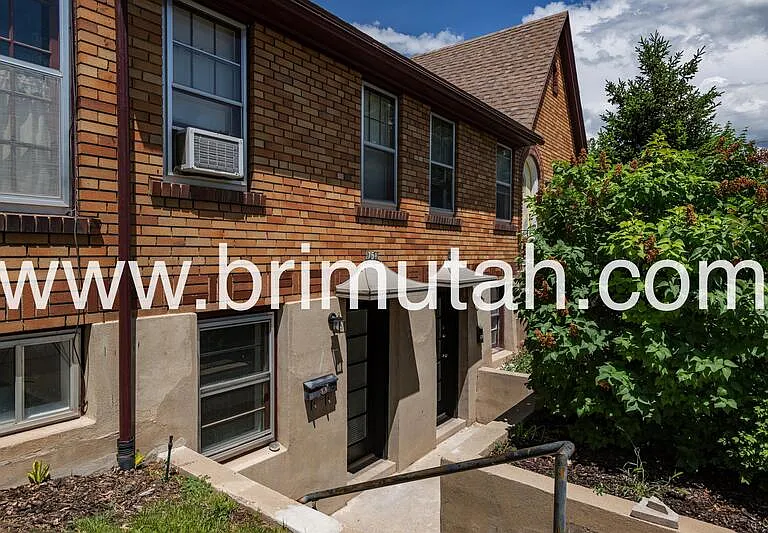 753 E Princeton Ave — Photo 5
