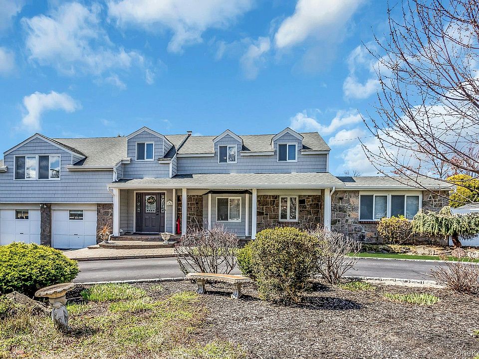 1st image of 8 Hewitt Drive