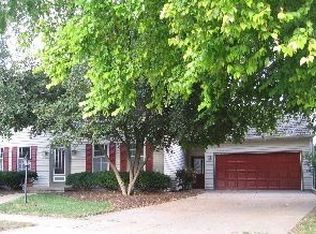 2104 Madison Ct, Champaign, IL 61820