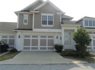 581 Beehler Dr, Whiteland, IN 46184