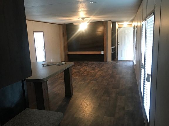 4th image of 17386 Carrol Ln