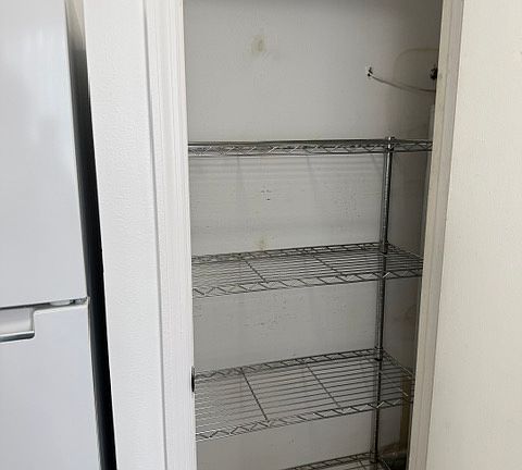Kitchen pantry