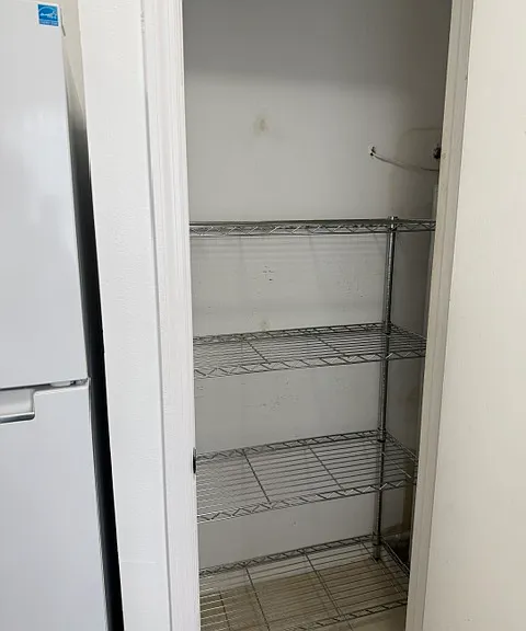 Kitchen pantry