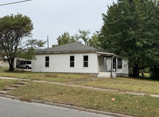 532 W Calhoun St, Macomb, IL 61455