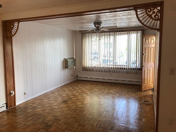 3rd image of 2992 Lawton Ave #1
