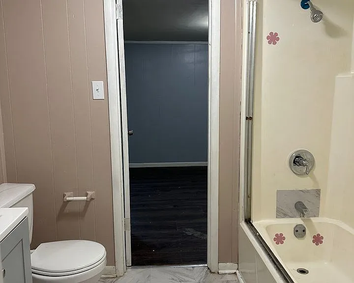 705 S Roosevelt Ave #D — Photo 7