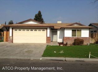4712 Country Wood Ln, Bakersfield, CA