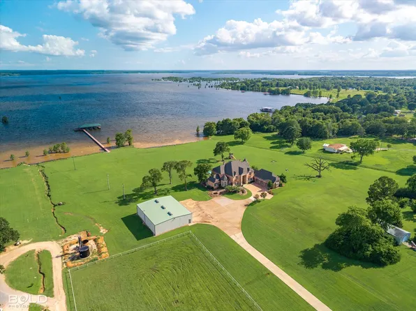 10099 Ferry Lake Rd, Oil City, LA 71061