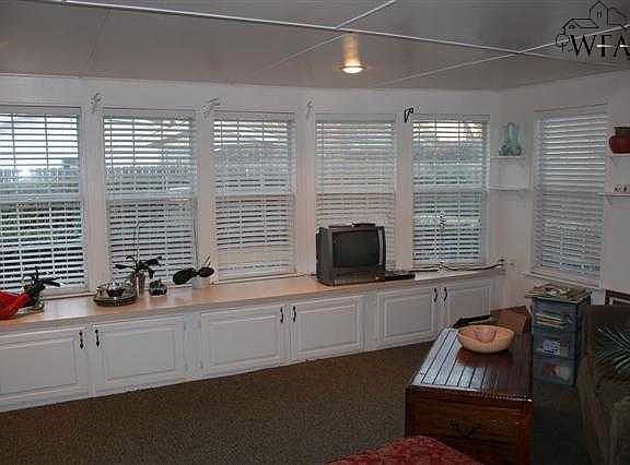 5th image of 1536 Celia Dr