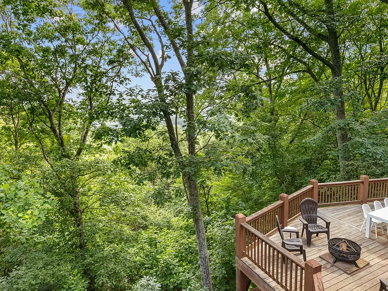 505 Howland Rd — Photo 41