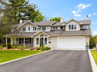 492 Country Club Cres, Mississauga, ON L5J 2R2