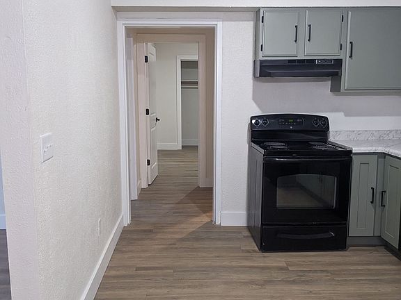5th image of 11 Rivercrest Dr #207