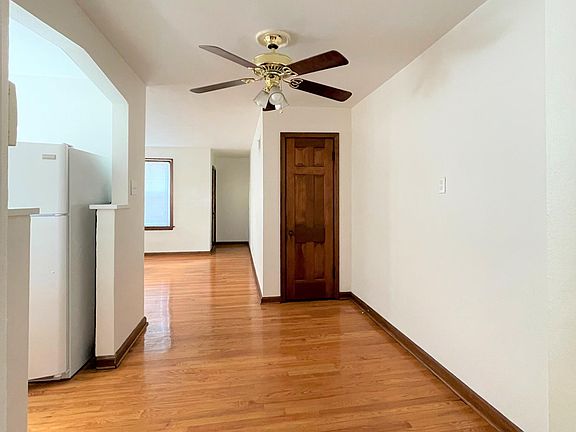 5th image of 6352 Sutherland Ave #1W