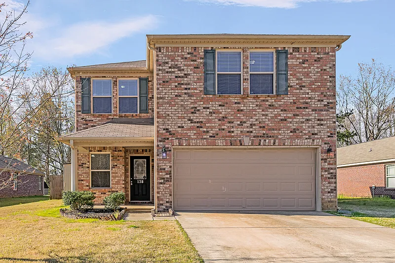 138 Bermuda Lakes Dr