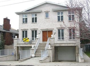 1125 Juanita Pl, Fort Lee, NJ 07024