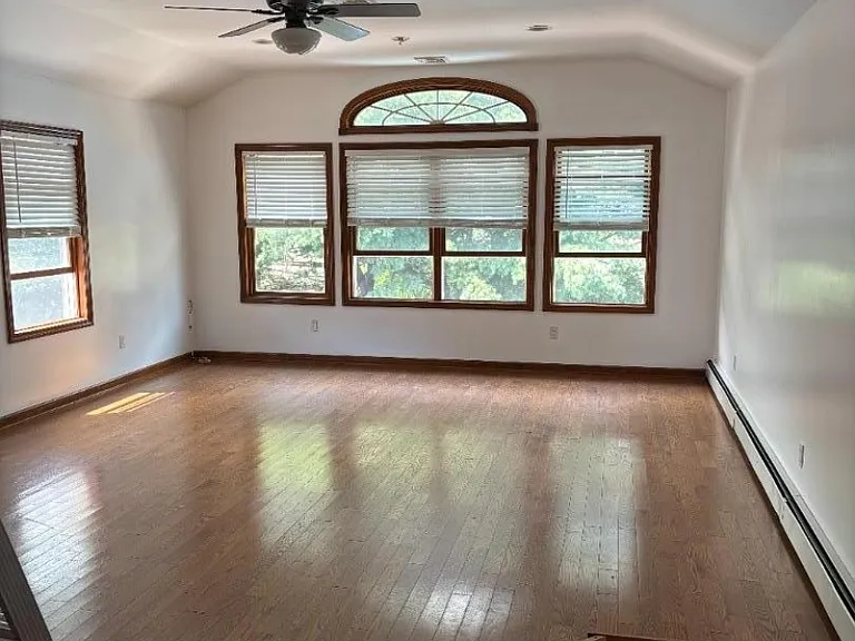 43 Martha Ave #2 — Photo 2