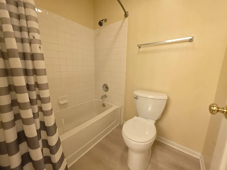 3045 Kentshire Cir — Photo 20