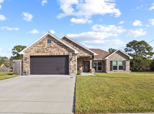 2175 Willowglen Dr, Beaumont, TX 77707