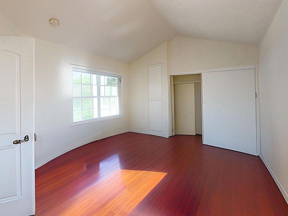 4th image of 3721 Greggory Way Unit 3