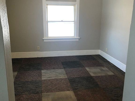 4th image of 1001-1001 1/2 Randolph St