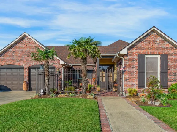 410 Lauren Dr, Scott, LA 70583