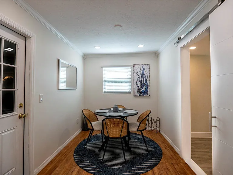 569 Bamboo Dr S — Photo 11