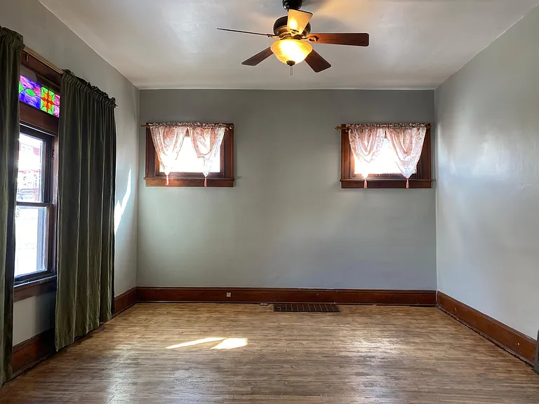 368 Elm Ave — Photo 8
