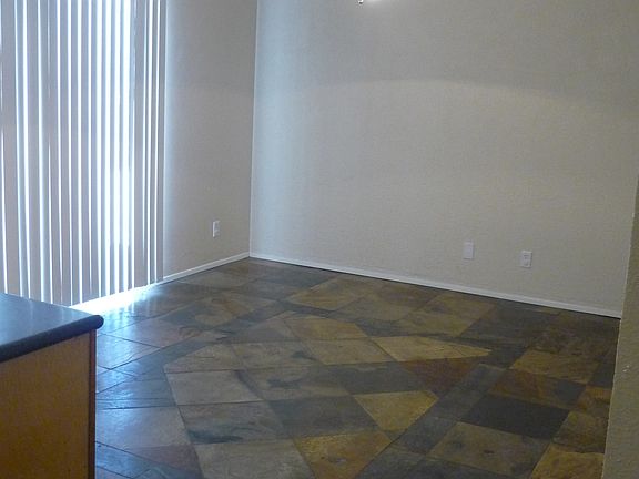 4th image of 3874 Calle De Este