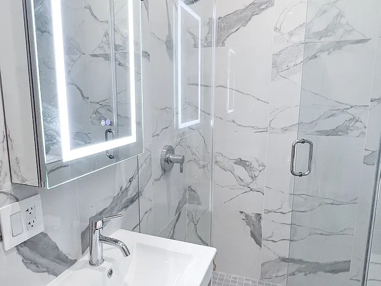 110 9th Ave #3D — Photo 9