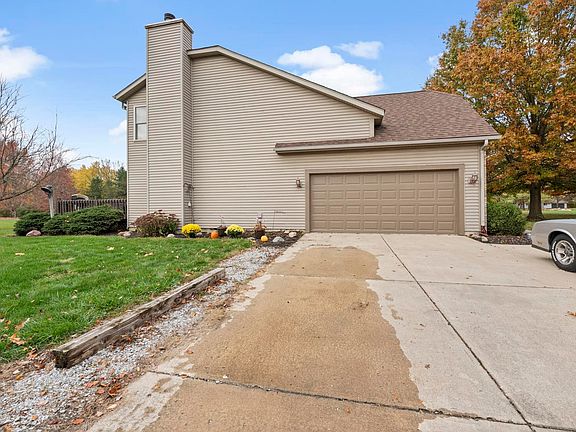 4th image of 4020 Verdant Ln