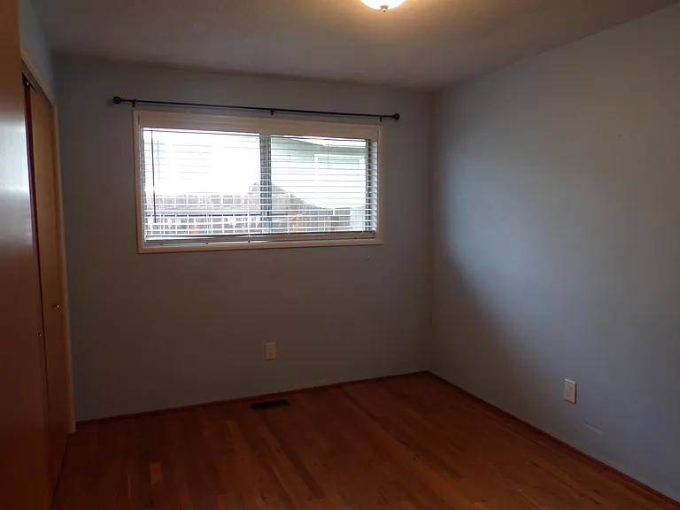 2740 NW Stewart St — Photo 19