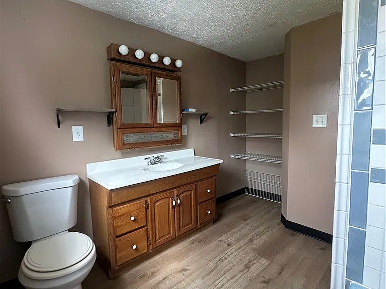 431 W Wayne St — Photo 19