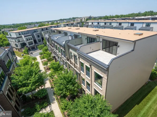 44653 Danvers Ter, Ashburn, VA 20147