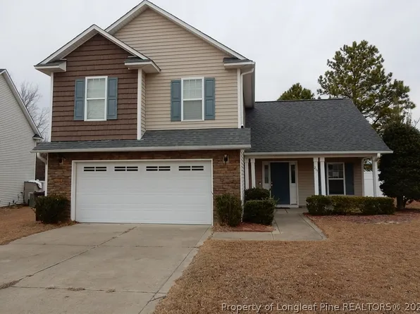 215 Century Dr, Cameron, NC 28326