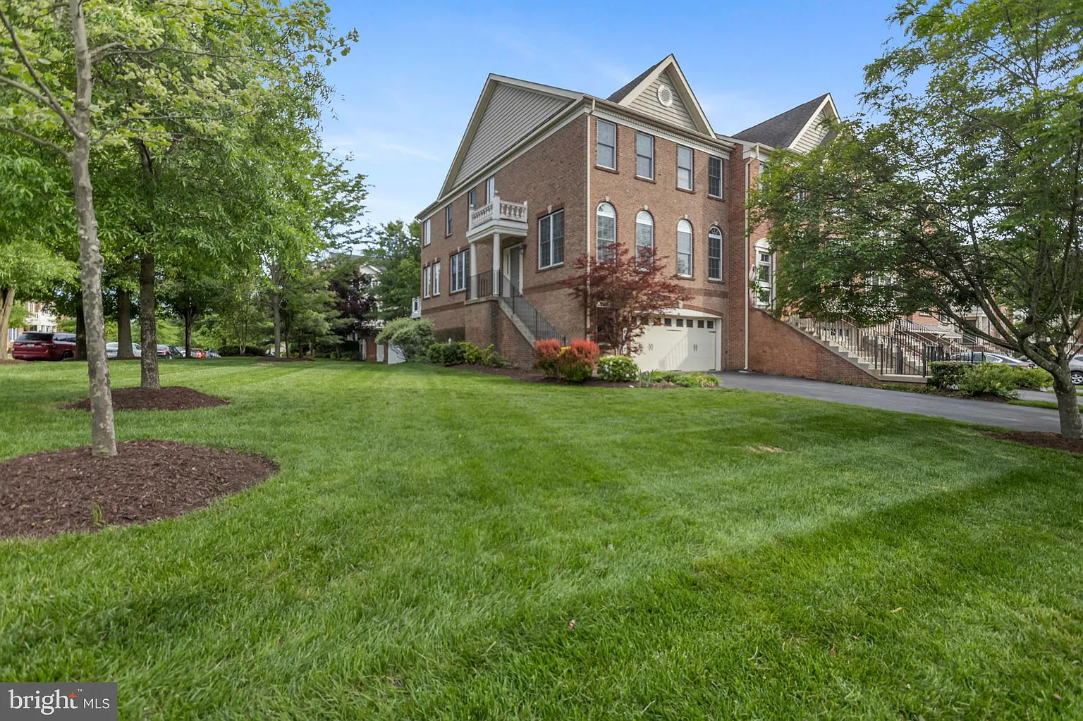 4102 Chariot Way photo 1