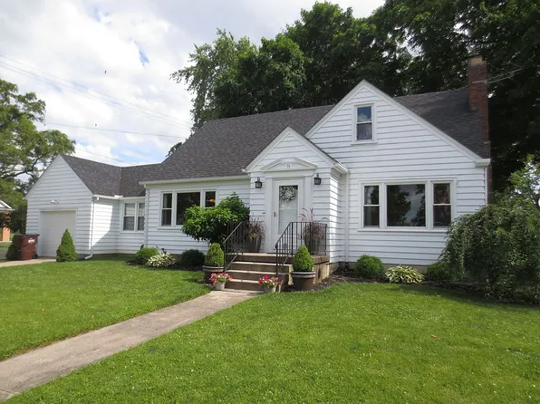16 E Cross St, Potsdam, OH 45361