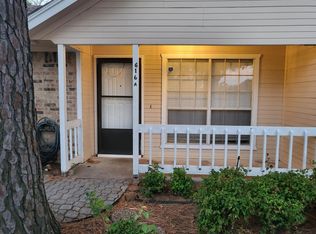 616 Cousins Ln, Arlington, TX 76012
